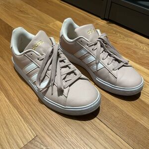 Adidas Cloudfoam Women’s Sneakers (8.5)